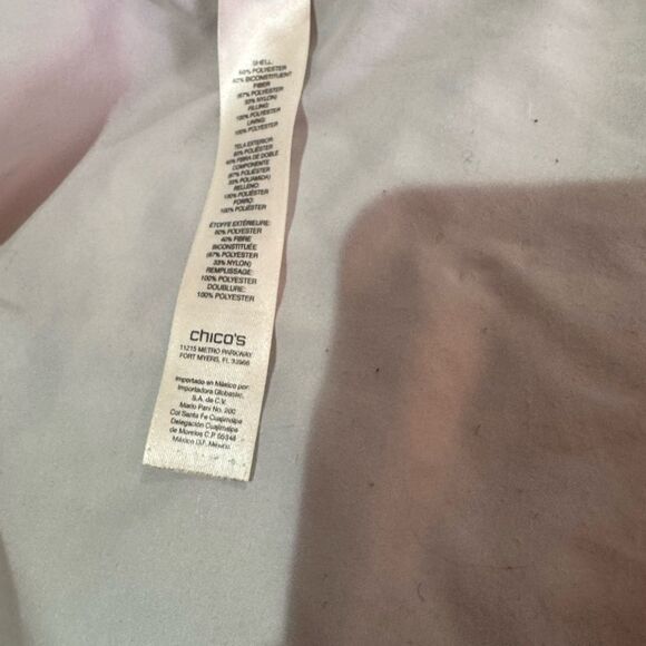 Chico’s vest size 3. - Picture 5 of 9
